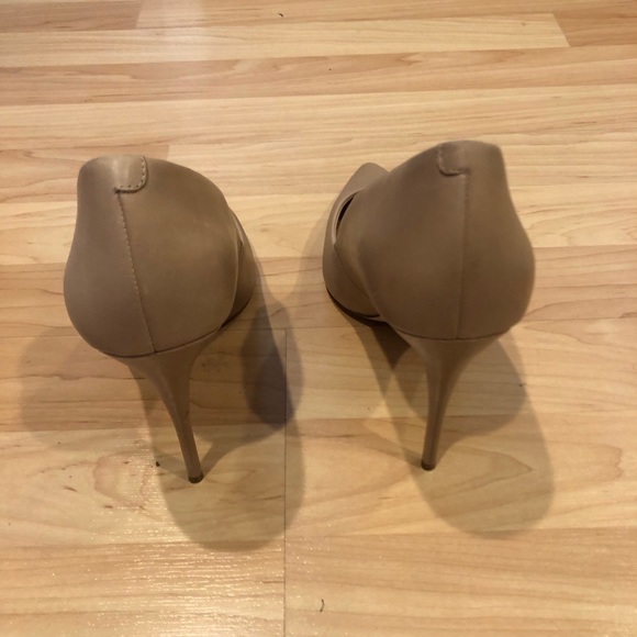 Steve Madden Heels - Picture 3 of 8